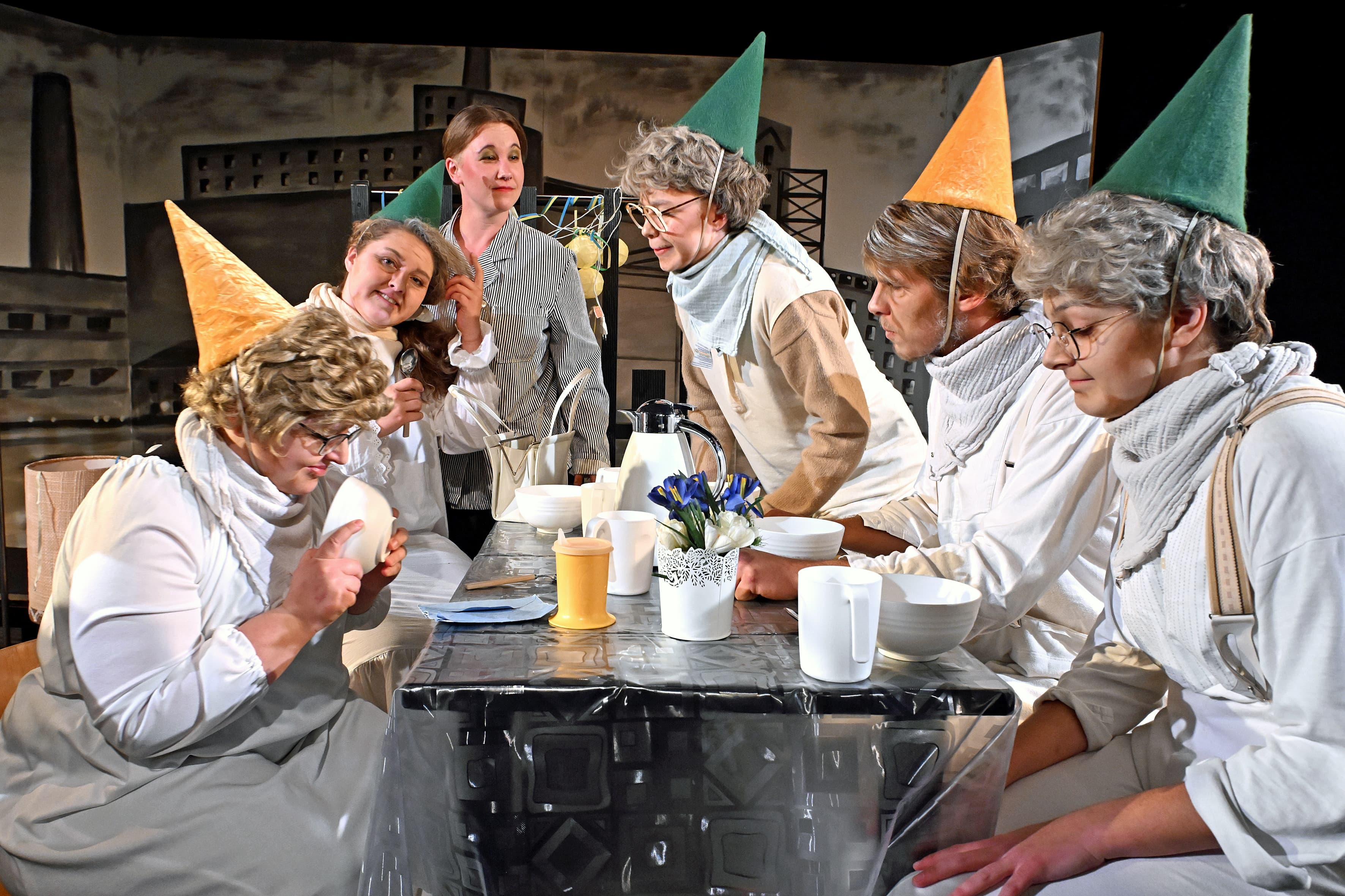 Theater Montag 19 Uhr